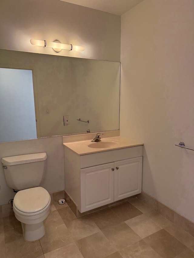 100 New Roc City Pl Unit 408, New Rochelle, NY 10801 - bathroom with vanity and toilet
