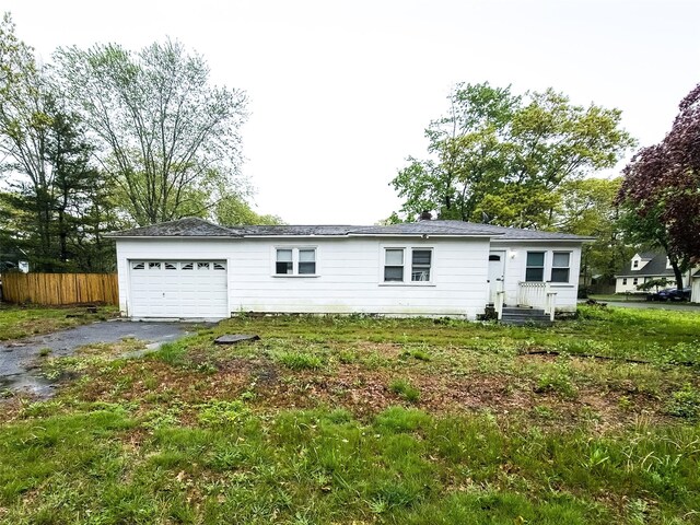 135 Mayfield Dr, Mastic Beach, NY 11951 - photo 2