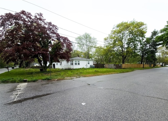 135 Mayfield Dr, Mastic Beach, NY 11951 - photo 1