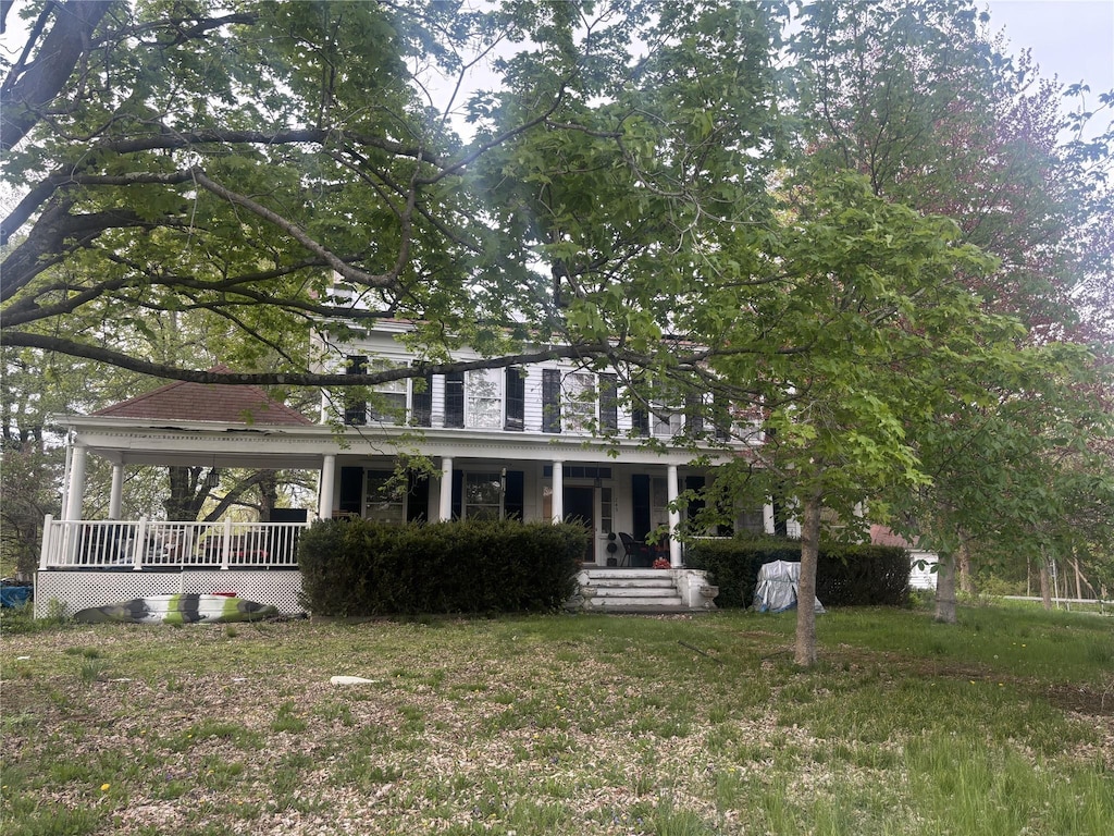 view of front facade with a porch