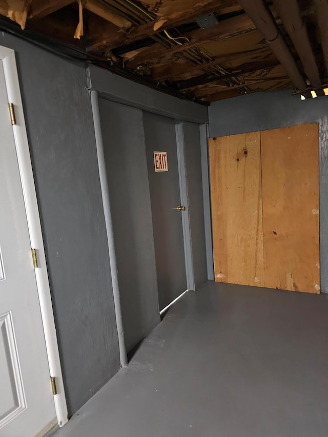 view of unfinished basement