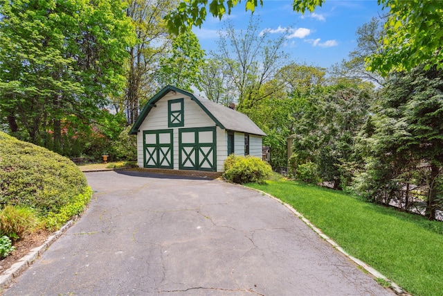 17 The Intervale, Roslyn Estates, NY 11576 - view of detached garage