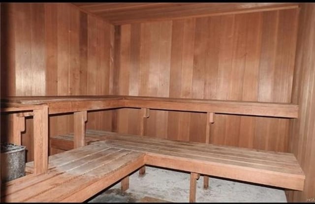 300 High Point Dr Unit 313, Hartsdale, NY 10530 - relaxing sauna with wood walls
