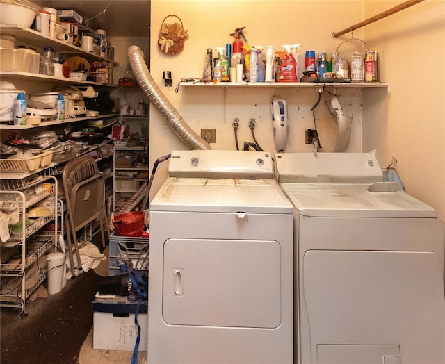 3042 Gomer St, Yorktown Heights, NY 10598 - washroom featuring independent washer and dryer