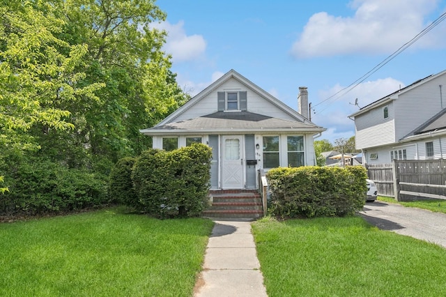 186 Falcon Ave, Patchogue, NY 11772 - photo 2