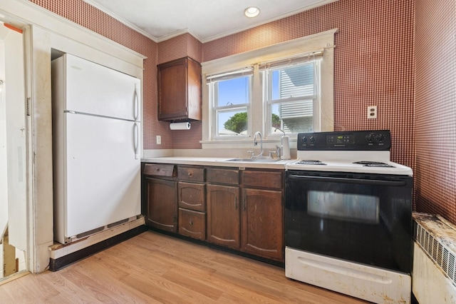 186 Falcon Ave, Patchogue, NY 11772 - photo 20