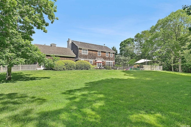 394 Mill Rd, Westhampton, NY 11977 - view of yard