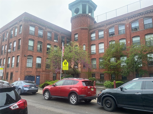 8410 101st St Unit 3U, Richmond Hill, NY 11418 - view of building exterior