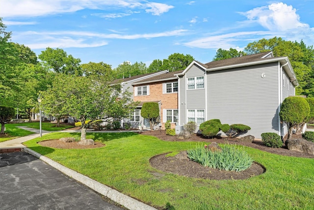 65 Jimal Dr, Middletown, NY 10940 - view of front facade featuring a front yard