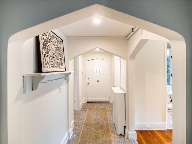 37 Longview Rd, Port Washington, NY 11050 - corridor featuring arched walkways and baseboards