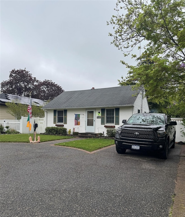53 Bayview Ave, East Islip, NY 11730 - single story home featuring roof with shingles