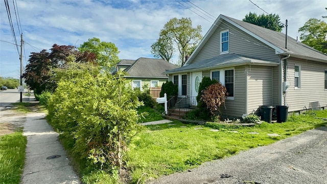 519 Sweezy Ave, Riverhead, NY 11901 - view of front facade