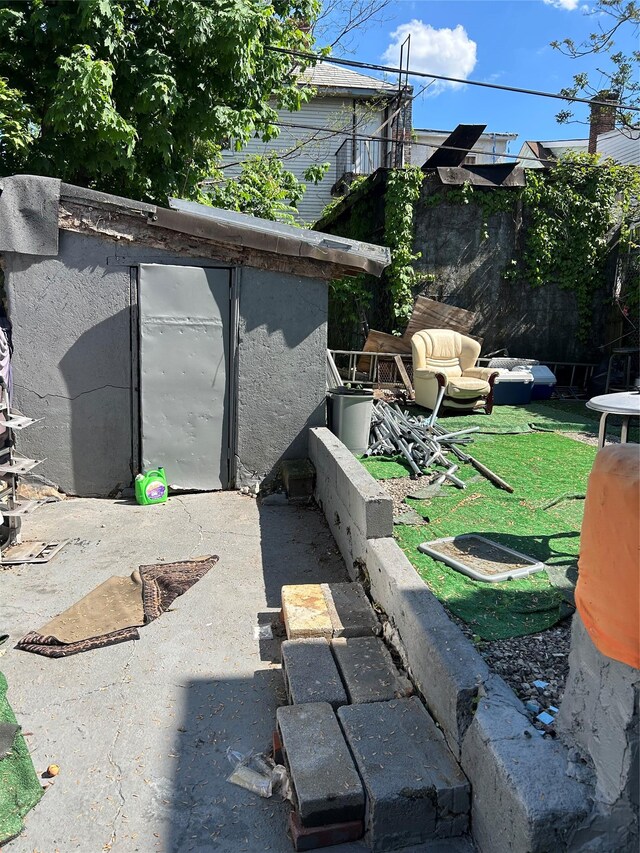 view of side of home