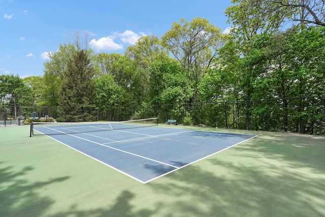 48 Clarewood Dr, Hastings-On-Hudson, NY 10706 - view of tennis court with fence