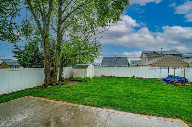 86 Vincent Rd, Hicksville, NY 11801 - view of yard with a storage unit and an outbuilding