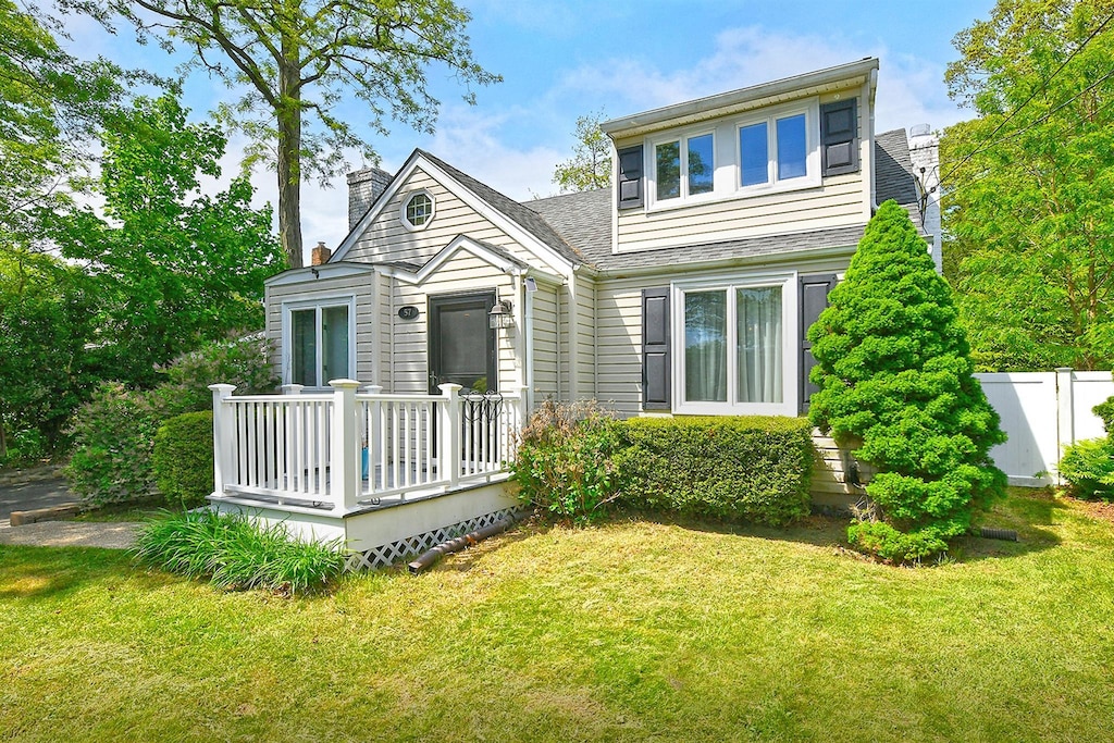 57 Hunters Ln, South Huntington, NY 11746 - photo 1