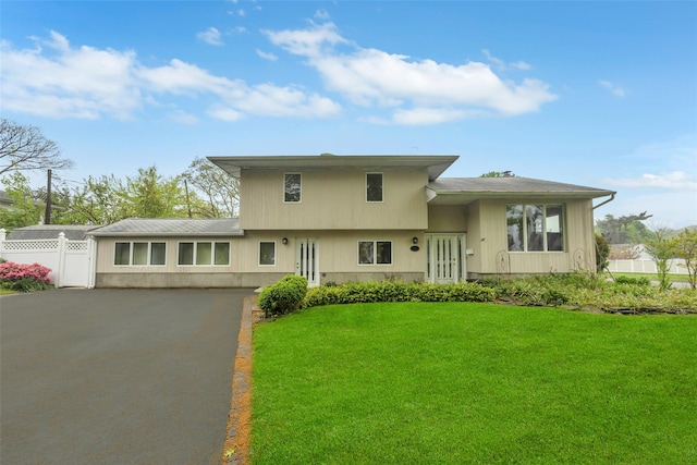 11 Rensselaer Dr, Commack, NY 11725