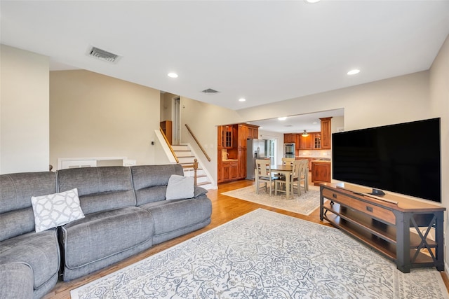 11 Rensselaer Dr, Commack, NY 11725