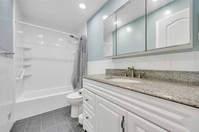 11 Rensselaer Dr, Commack, NY 11725