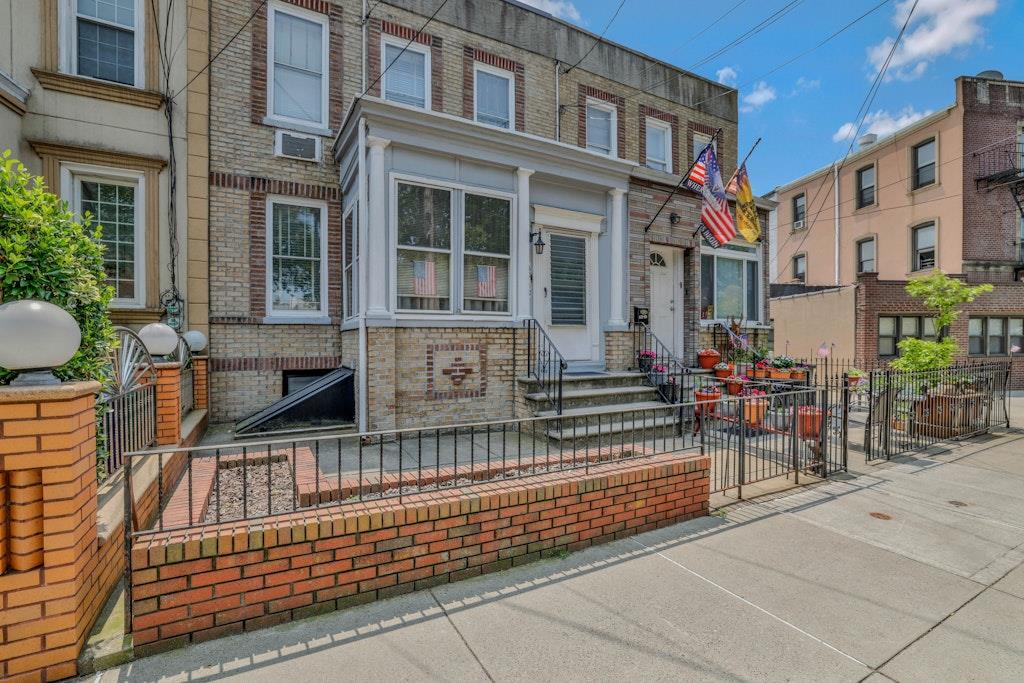 62-12 60th Dr, Maspeth, NY 11378 - photo 1