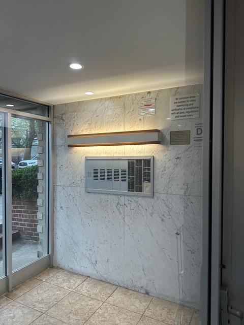 detailed view of recessed lighting