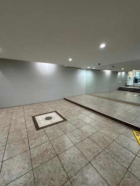 2665 Homecrest Ave Unit 1W, Brooklyn, NY 11235 - view of property's community featuring recessed lighting