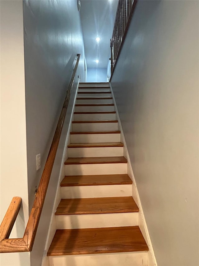 1433 Rte 208, Washingtonville, NY 10992 - view of stairway
