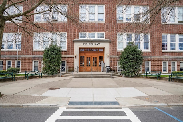 208 Wagner Ave, Mamaroneck, NY 10543 - view of building exterior