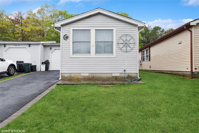 87 Village Cir W, Manorville, NY 11949 - photo 2