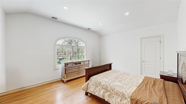 406 Duck Pond, Locust Valley, NY 11560 - bedroom with vaulted ceiling, light wood finished floors, and recessed lighting