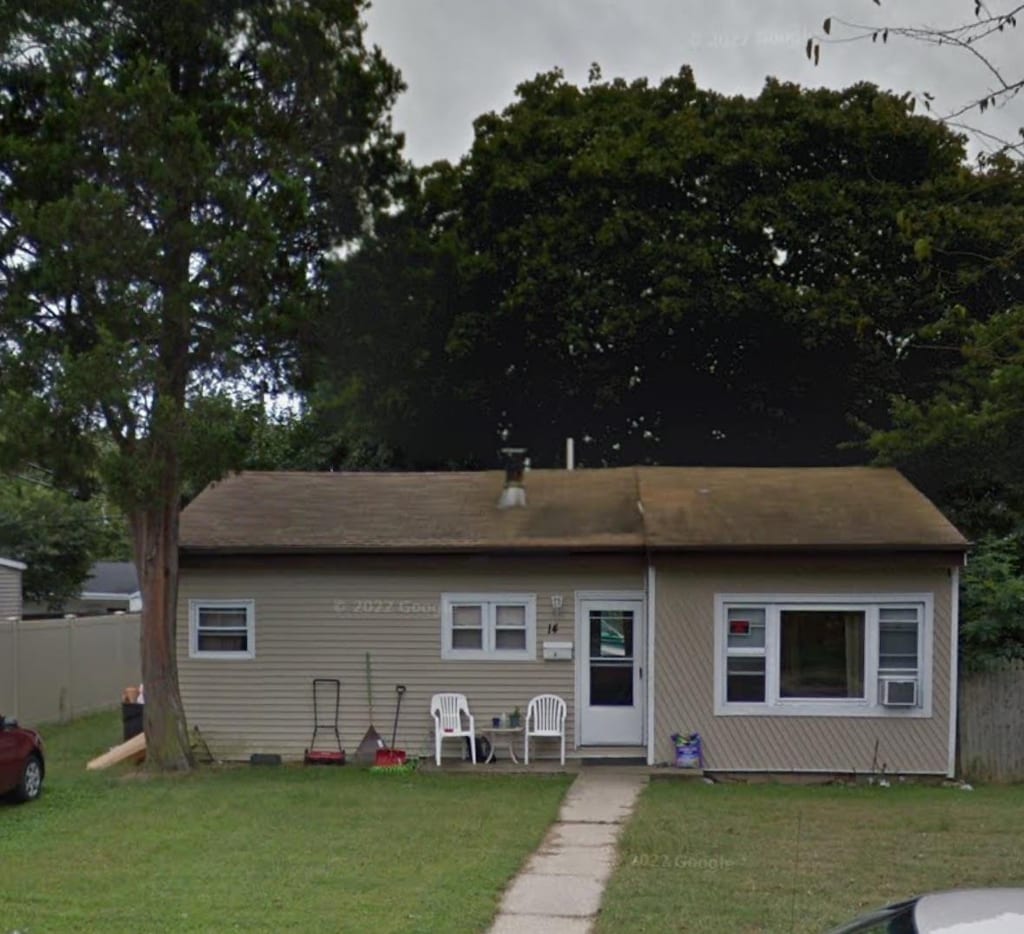 14 Chevy Chase, Amityville, NY 11701 - view of front of property