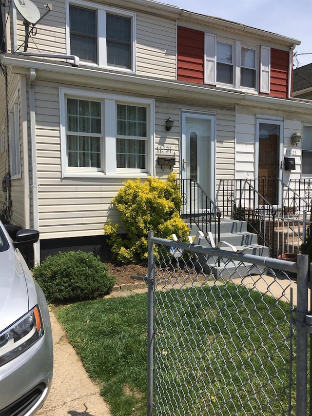 117-21 202nd St, Saint Albans, NY 11412 - photo 1