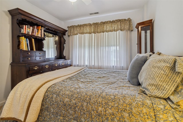 bedroom featuring a ceiling fan