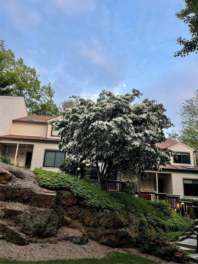42 Touchstone Way, Millwood, NY 10546 - view of yard