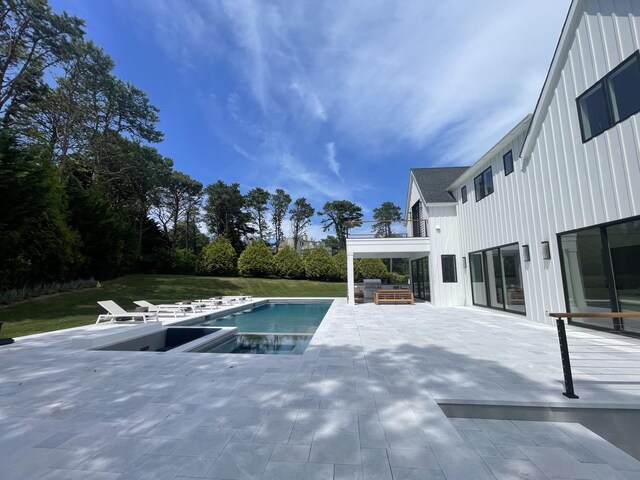 51 Arbutus Rd, Southampton, NY 11968 - photo 5