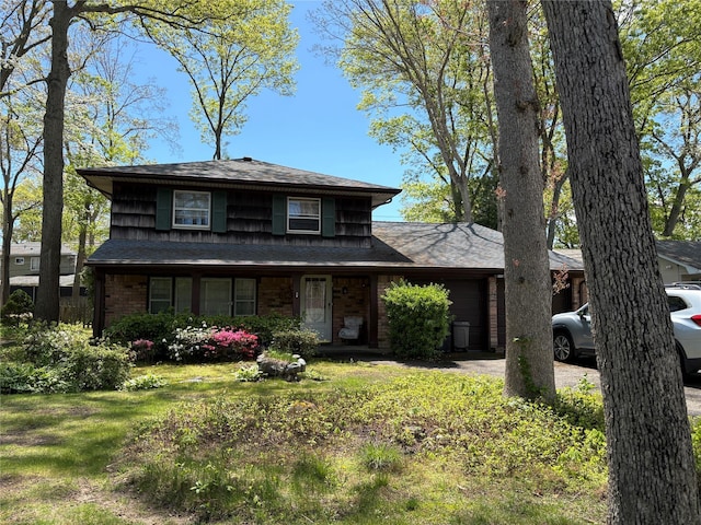 view of front of house with an attached garage