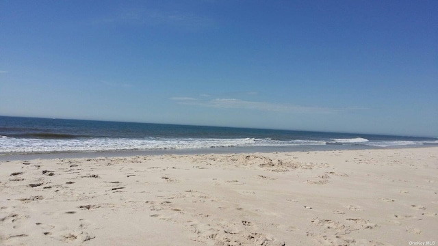 900 Dune Rd, Westhampton Beach, NY 11978 - photo 2