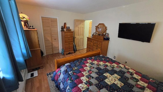 1115 Cherry Hill Dr, Poughkeepsie, NY 12603 - bedroom featuring wood finished floors
