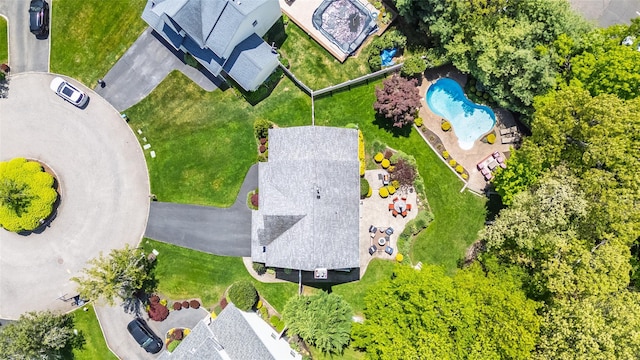 21 Coventry Ln, Smithtown, NY 11787 - bird's eye view of a pool area