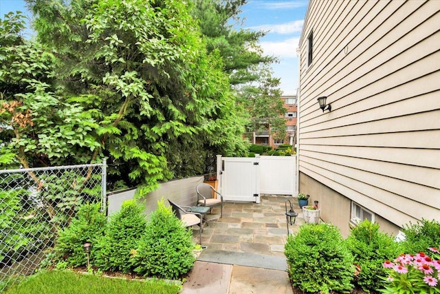 2356 Palmer Ave, New Rochelle, NY 10801 - view of patio / terrace