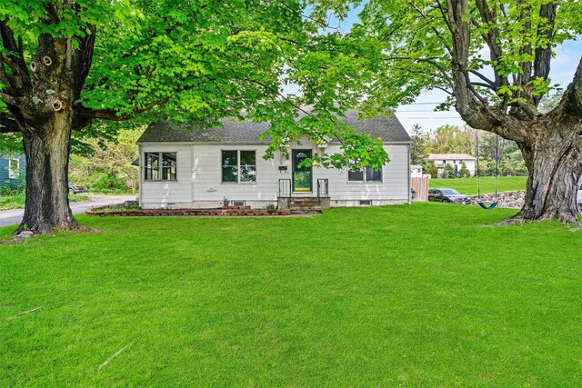 15 Scanlon Ave, Florida, NY 10921 - view of front facade with a front lawn, entry steps, and a shingled roof