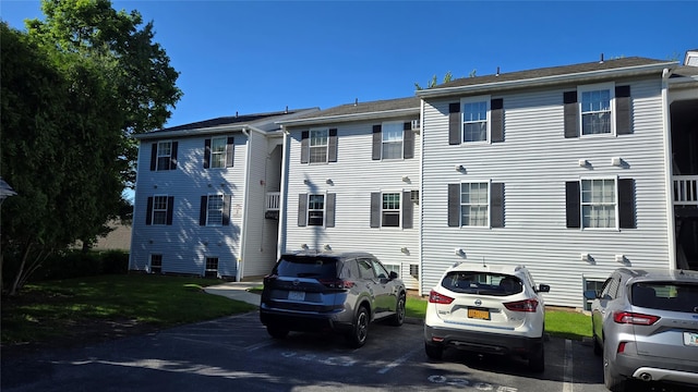 2 Lexington Hl Unit 10, Harriman, NY 10926 - view of front of property featuring uncovered parking and a front yard