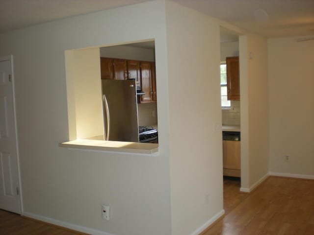 2 Lexington Hl Unit 10, Harriman, NY 10926 - corridor with light wood-style flooring and baseboards