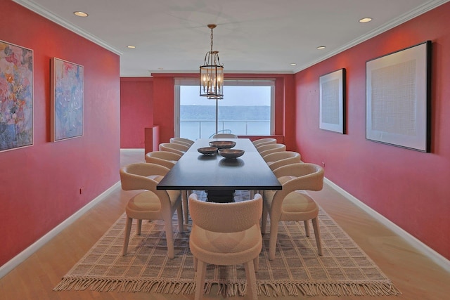 3333 Henry Hudson Pkwy # 23Ef, Bronx, NY 10463 - dining room featuring crown molding, wood finished floors, a chandelier, and recessed lighting