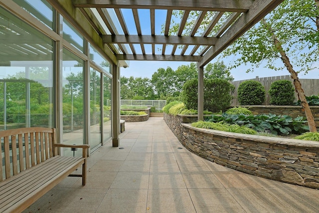 3333 Henry Hudson Pkwy # 23Ef, Bronx, NY 10463 - fenced backyard featuring a pergola and a patio
