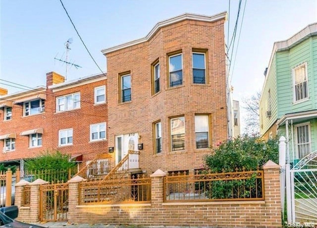 832 E 224th St, Bronx, NY 10466 - view of building exterior
