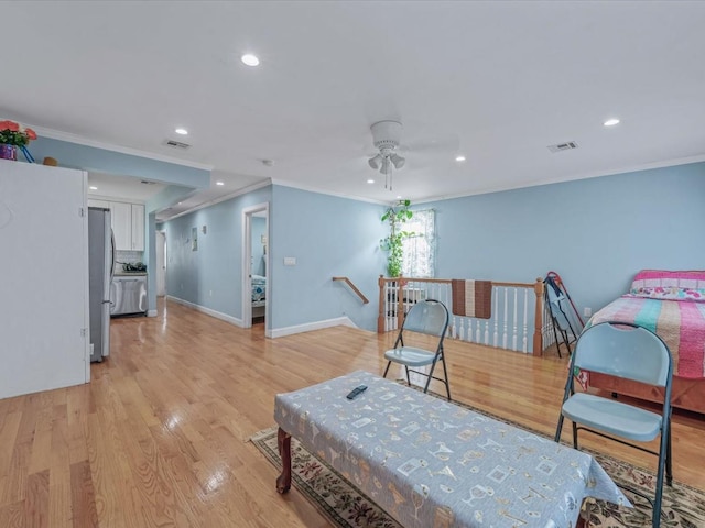 living area featuring an upstairs landing, recessed lighting, ceiling fan, light wood-style flooring, and ornamental molding
