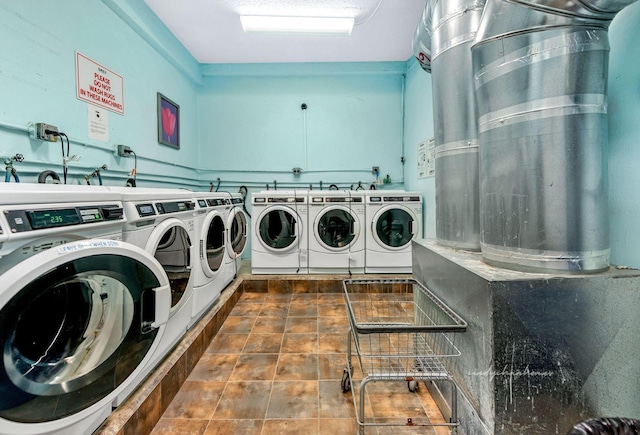 67-30 Clyde St Unit 6W, Forest Hills, NY 11375 - shared laundry with independent washer and dryer