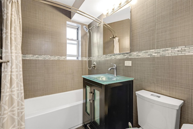 67-30 Clyde St Unit 6W, Forest Hills, NY 11375 - full bath with shower / bath combination with curtain, tile walls, toilet, and vanity