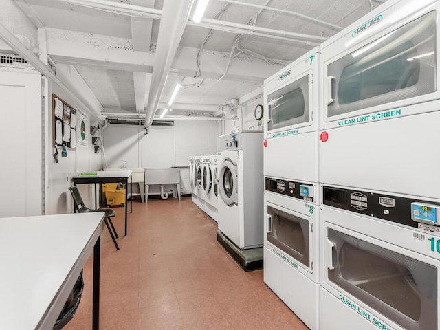 3215 Netherland Ave Unit 6C, Bronx, NY 10463 - shared laundry featuring stacked washer and clothes dryer, washing machine and dryer, and light flooring